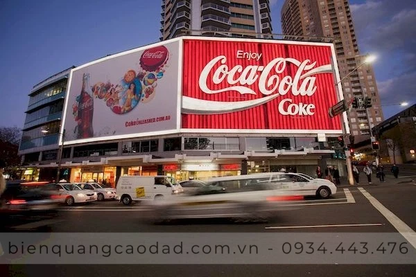 biển quảng cáo ngoài trời