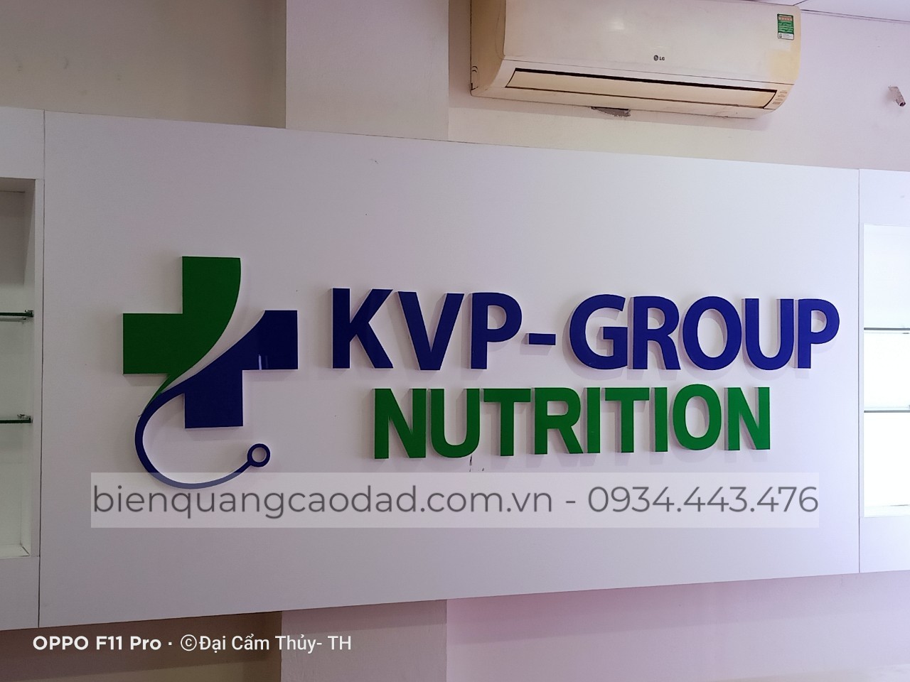 Biển quảng cáo chữ mica