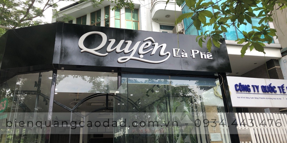 Biển quảng cáo chữ nổi mica